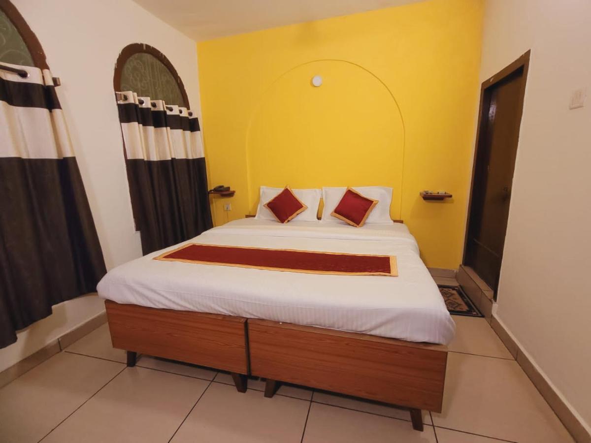 New Jaganmohana Comforts Mysore Esterno foto